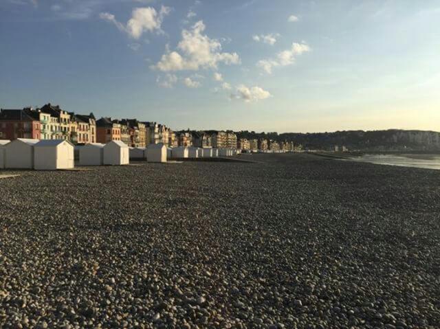 Le Galet De Mers Exterior photo